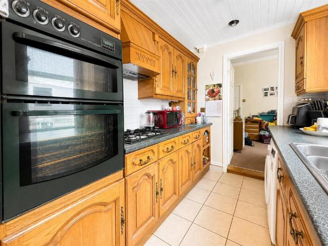 House for sale in High Field, York