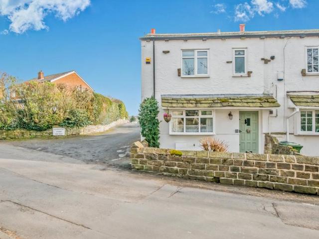 House for sale in Little Gomersal, West Yorkshire