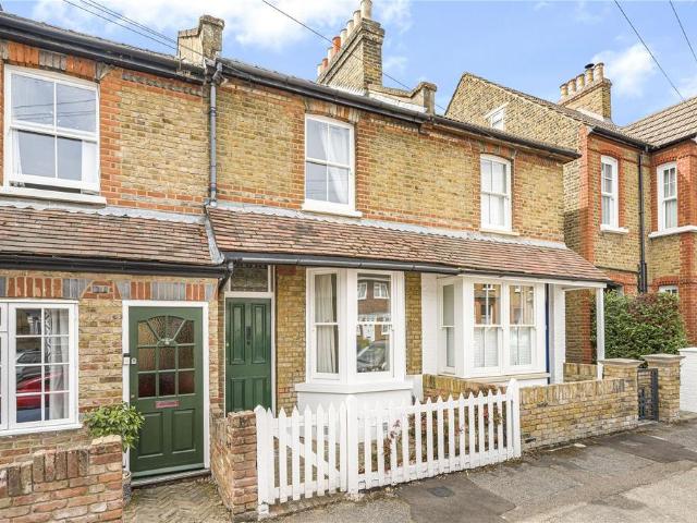 House for sale in Hampton Hill, Greater London