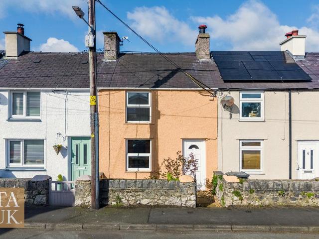 House for sale in Llangoed, Wales