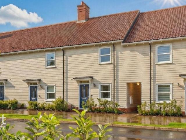 House for sale in Mistley, Dale Hill