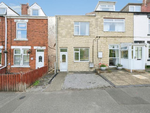 House for sale in Oxcroft, Bolsover
