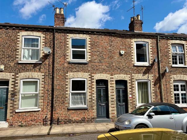 House for sale in High Field, York