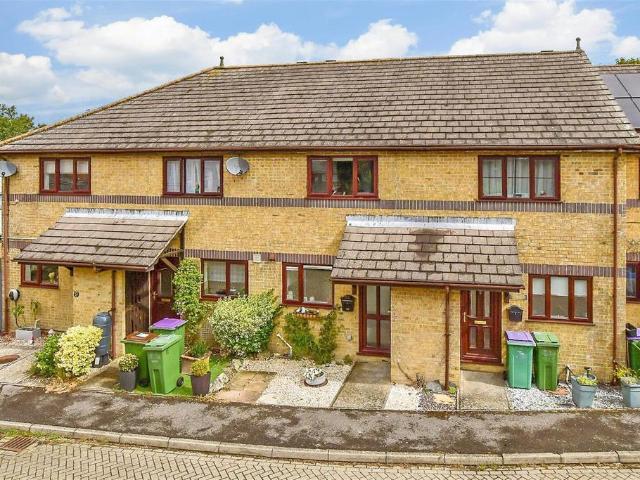 House for sale in Folkestone, Lyminge