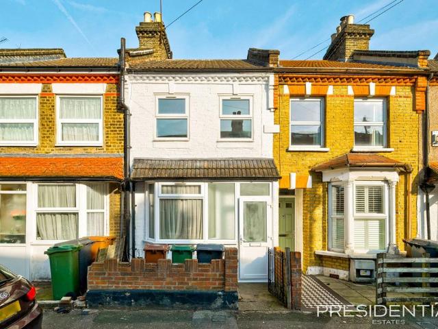 House for sale in Higham Hill, Greater London