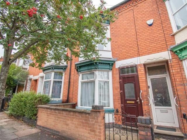 House for sale in Westcotes, Leicester