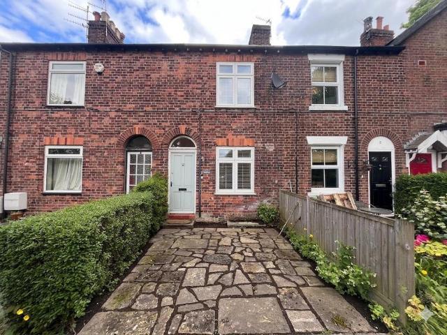 House for sale in Handforth