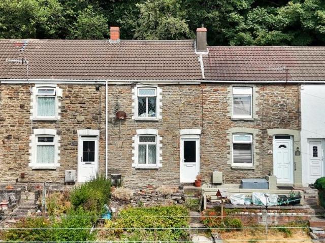 House for sale in Dyffryn Clydach, Neath Abbey