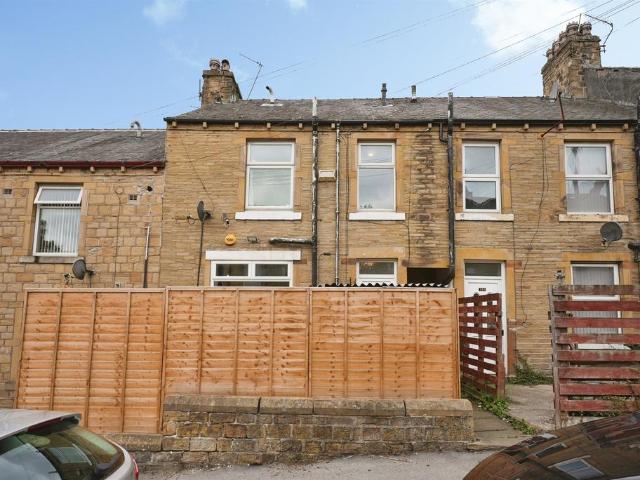 House for sale in Cowcliffe, Huddersfield