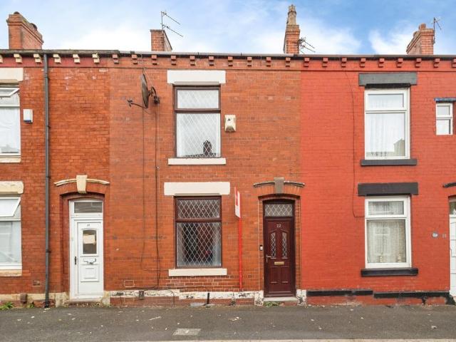 House for sale in Chadderton, Oldham