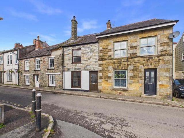House for sale in Gluvian, St Columb Major
