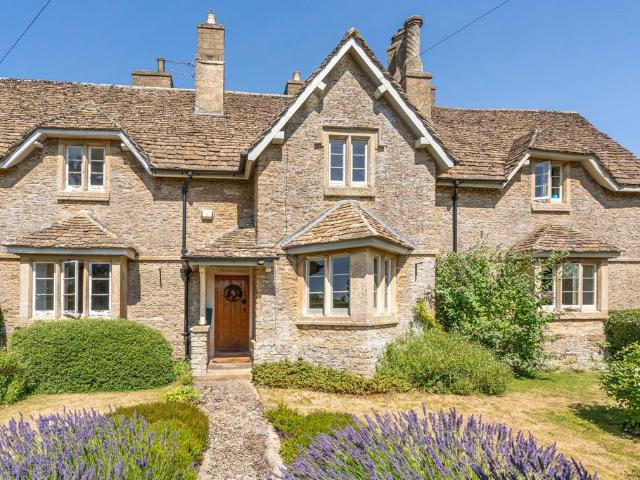 House for sale in Grittleton