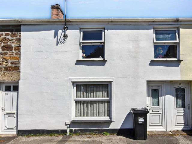 House for sale in Mount Ambrose, Cornwall