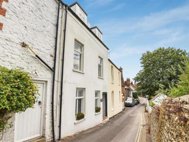 House for sale in Arundel, Clapham