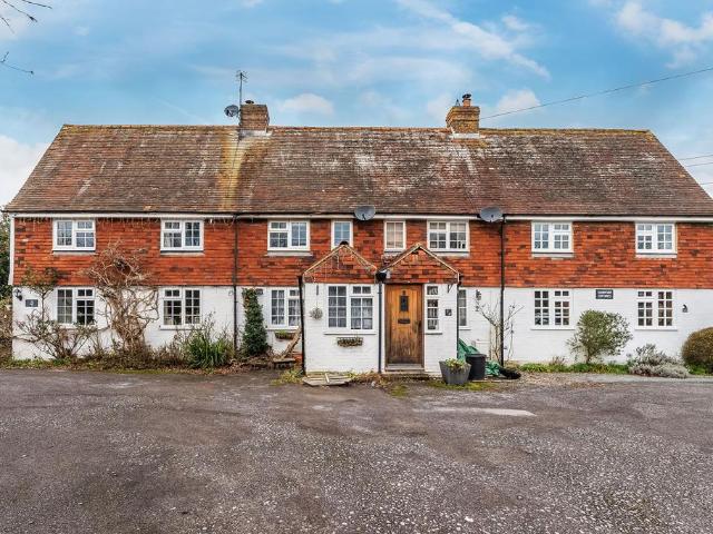 House for sale in The Butts, Kent