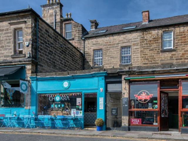 House for sale in Froggatt, East Midlands