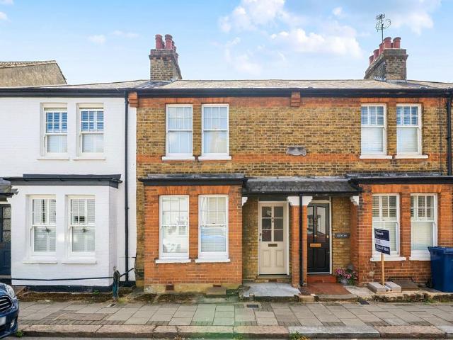 House for sale in London Borough of Barnet, Greater London