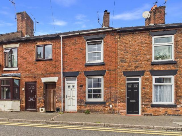 House for sale in Cheadle, Kingsley Moor