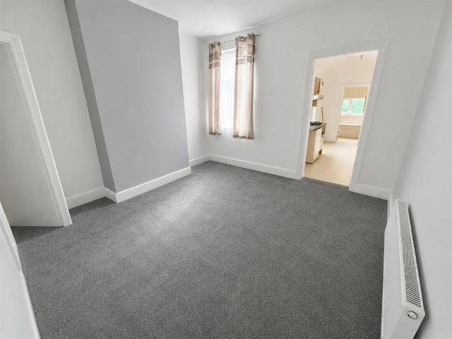 House for sale in Farley Hill, Spring Park