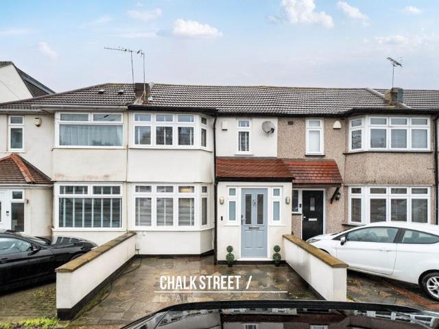 House for sale in Hornchurch, Greater London