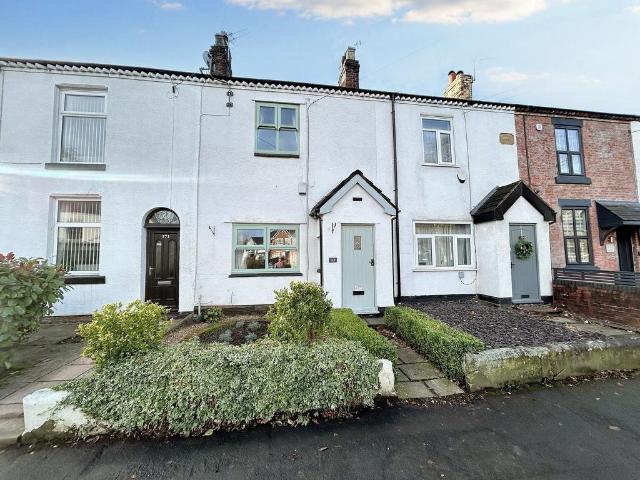 House for sale in Roe Green, Salford