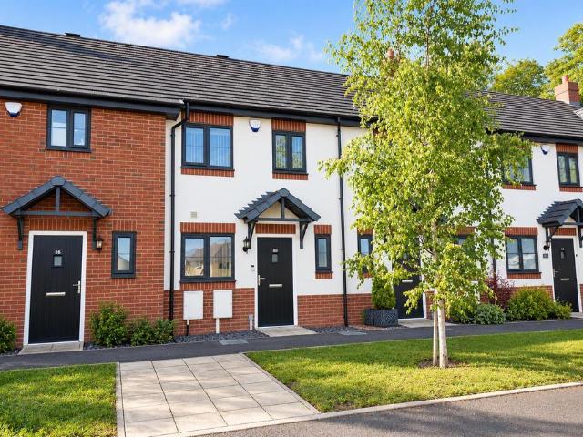 House for sale in Clifton, City of Nottingham