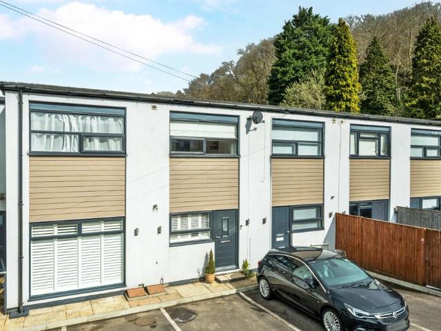 House for sale in Catteshall, Fole