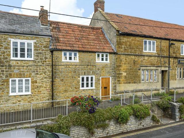 House for sale in Ilminster, Somerset