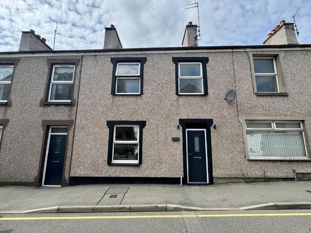 House for sale in Porth-y-Felin, Holyhead