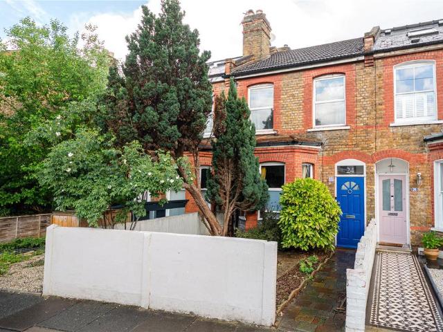 House for sale in Strawberry Hill, Greater London