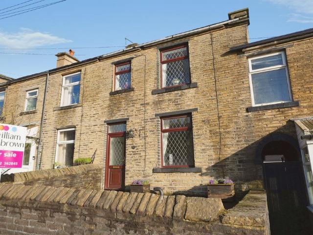 House for sale in Shelf, West Yorkshire
