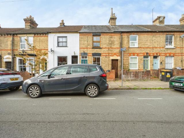 House for sale in Harpur, Bedford