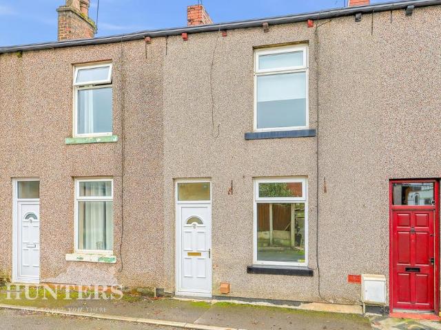 House for sale in Caldermoor, Burnedge