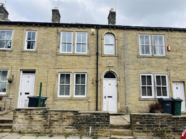 House for sale in Thornton, West Yorkshire