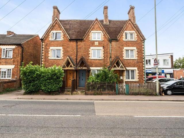 House for sale in Bedford