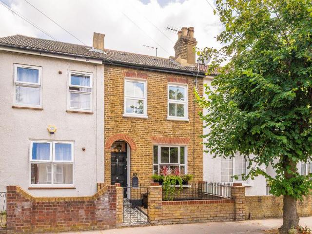 House for sale in London Borough of Croydon, Selhurst