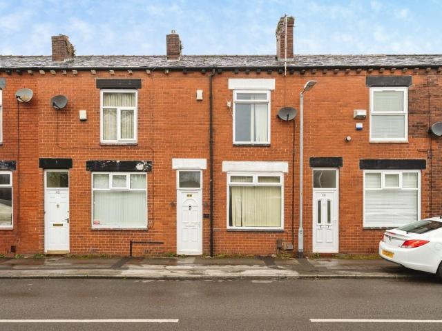 House for sale in Lee Bank, Greater Manchester