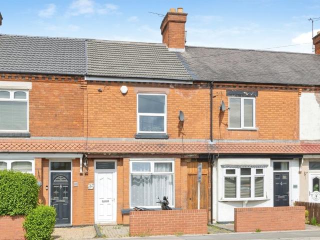 House for sale in Whetstone, Pinfold