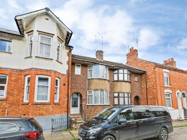 House for sale in Northampton, Northamptonshire