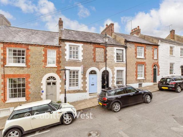 House for sale in Arundel, Clapham