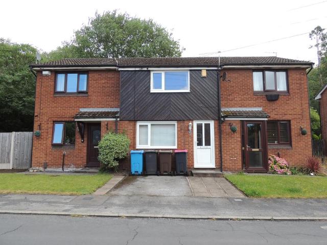House for sale in Lower Irlam, Salford