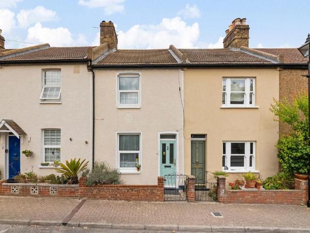 House for sale in London Borough of Bromley, Greater London