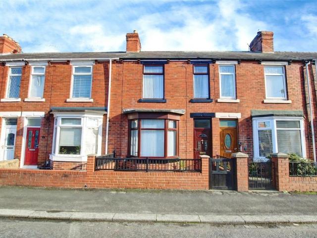 House for sale in Sherburn Village, Sherburn