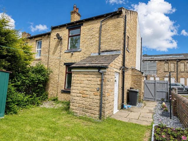House for sale in Hightown, West Yorkshire