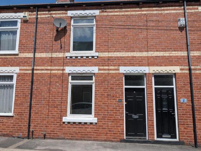 House for sale in Cutsyke, Castleford