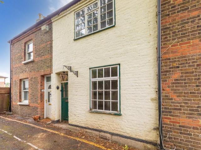 House for sale in Maidenhead, Bray Wick