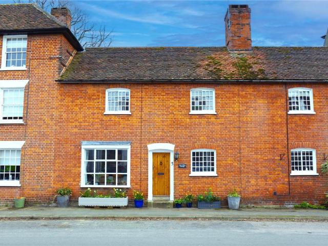 House for sale in Chipping Hill, Essex