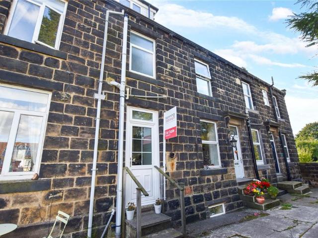 House for sale in Yeadon Banks, Leeds