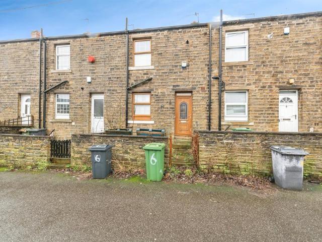 House for sale in Paddock, Milnsbridge