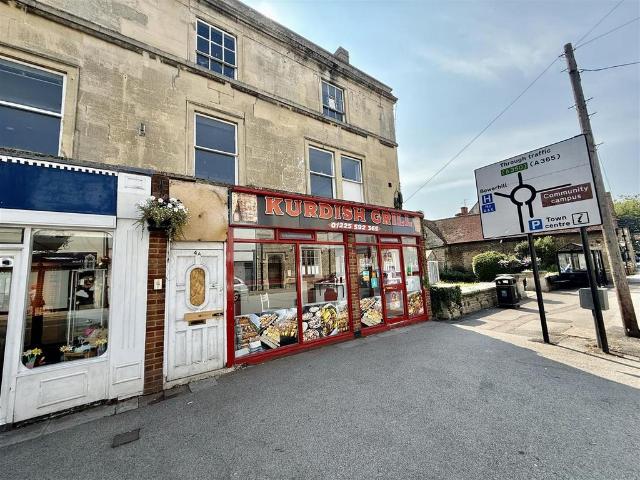 Flat for sale in Melksham, Wiltshire